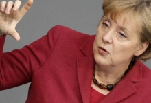Канцлер ФРГ Ангела Меркель заявила, что Греции помогать не нужно