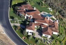 Бритни Спирс обзавелась особняком в Калифорнии.